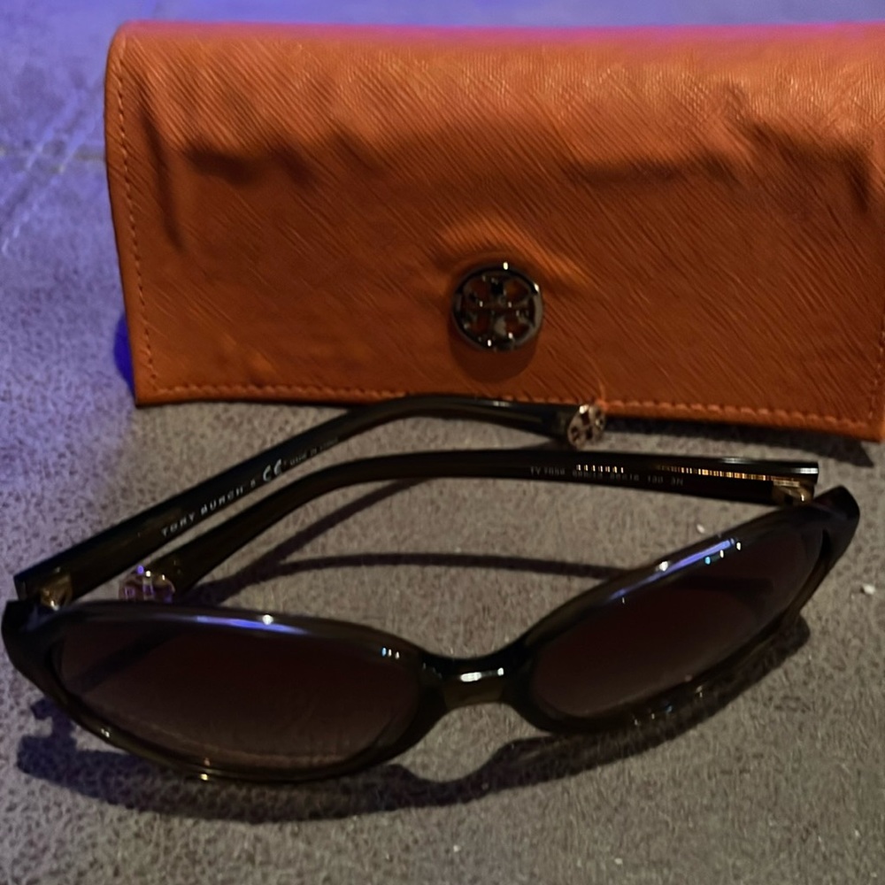 Tory Burch sunglasses with case